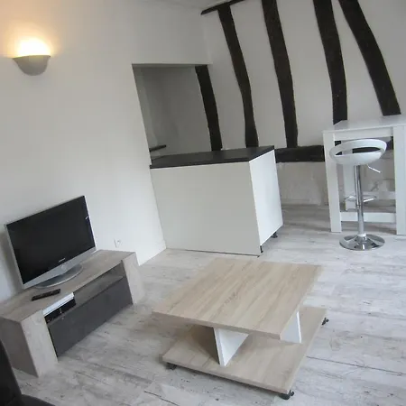 De La Rougemare Appartement